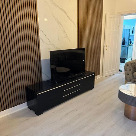 Appartement 2 Chambre Luxueuse A Jette Brussels Exterior photo